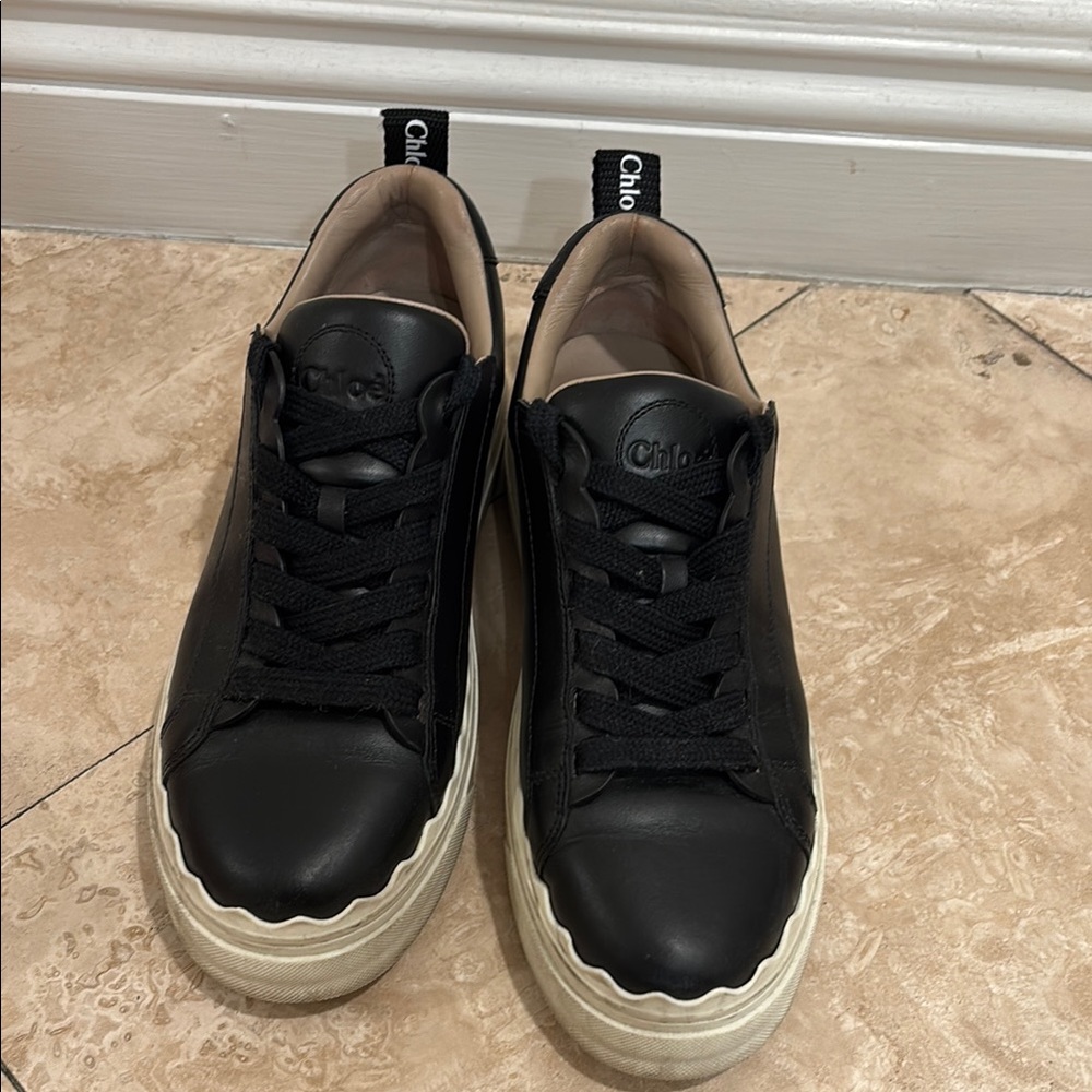 Chloe Lauren Scalloped Black Sneakers with Textured Leather and Thick Sole
